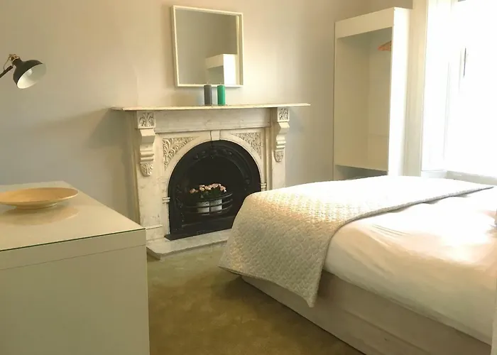 Donnybrook Townhouse *