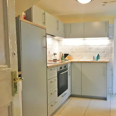 Donnybrook Townhouse Lejlighed *