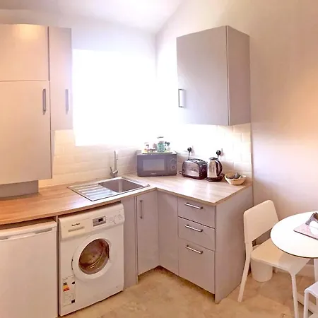 Donnybrook Townhouse Lejlighed