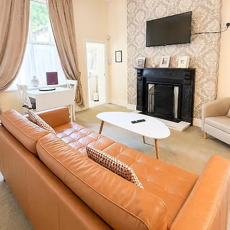 Donnybrook Townhouse *