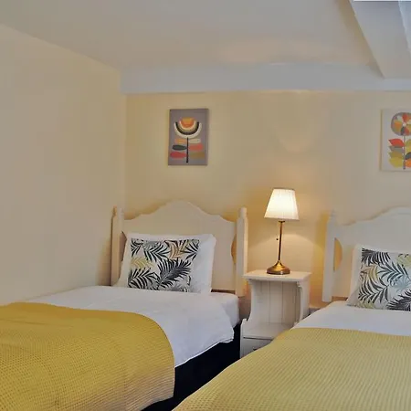 شقة Donnybrook Townhouse *