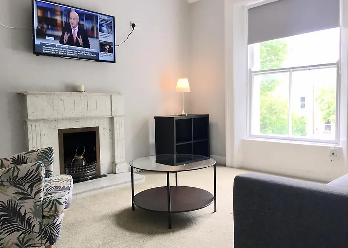 Donnybrook Townhouse *