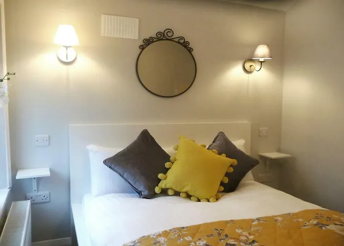 Donnybrook Townhouse *